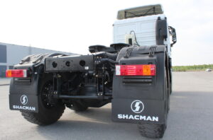 Седельный тягач SHACMAN 6х6 X3000